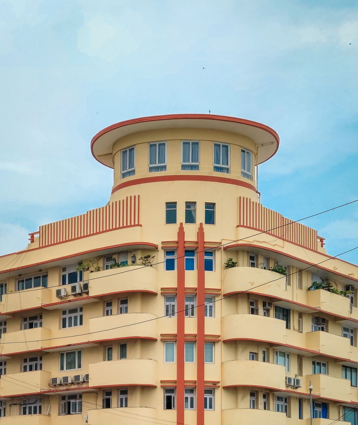 A Century of Art Deco: The Discipline of Decorative Modernity